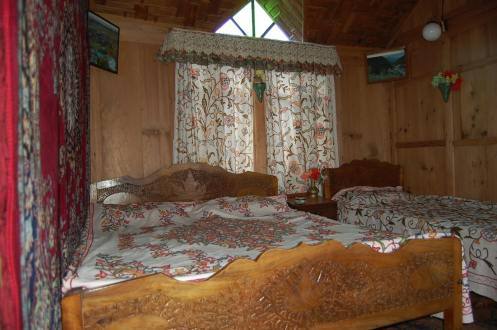 Houseboat Suzan, Srinagar 2